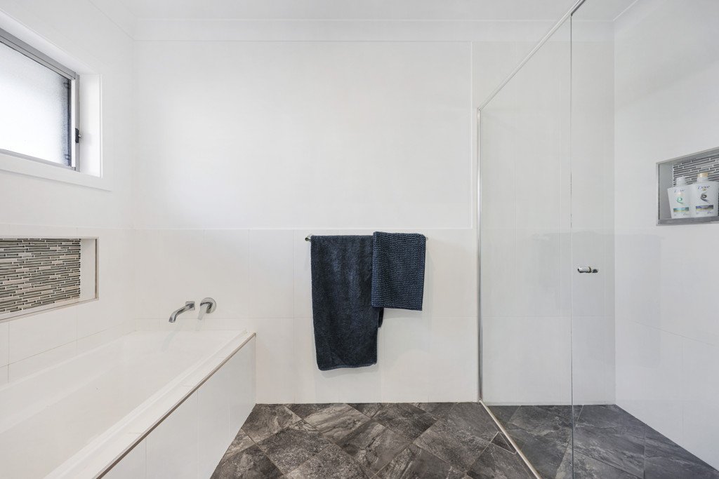 7 Lorikeet Drive TAMWORTH 7