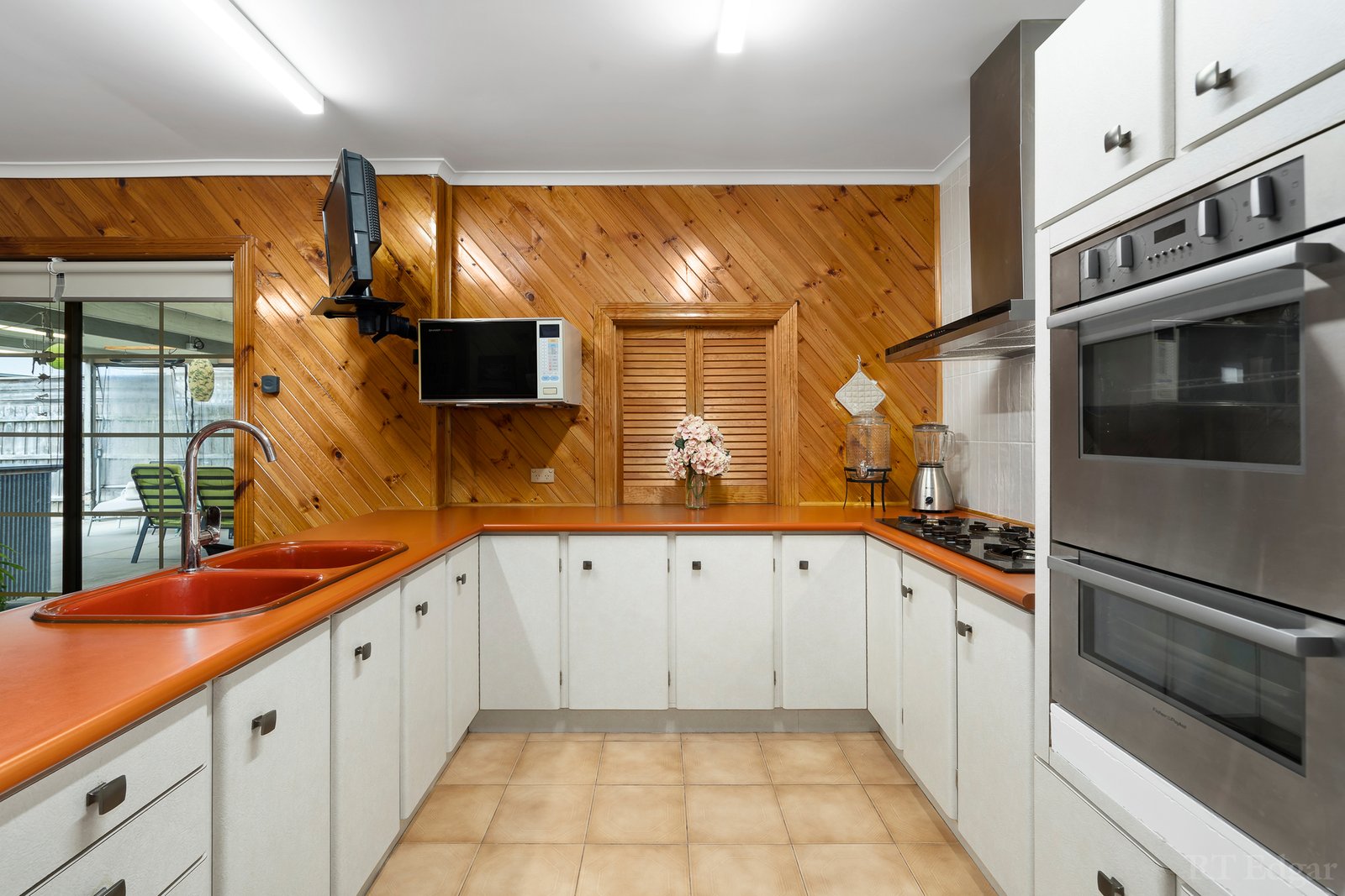 Real Estate and Property in 7 Lugano Avenue, Dromana, VIC