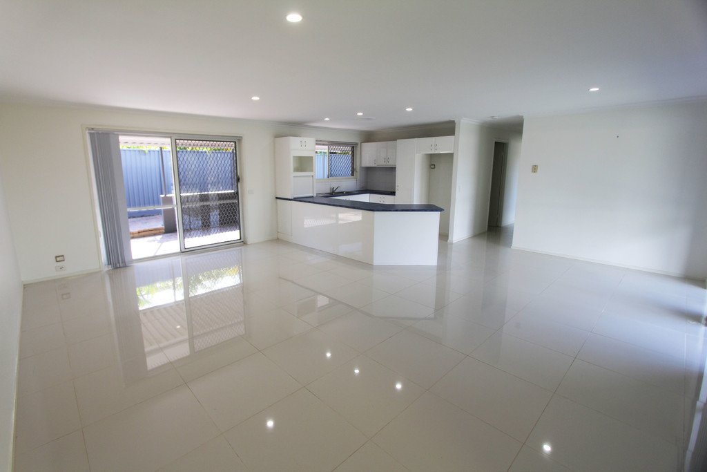 7 Lunar Court BENOWA 3