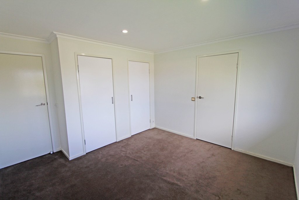 7 Lunar Court BENOWA 8