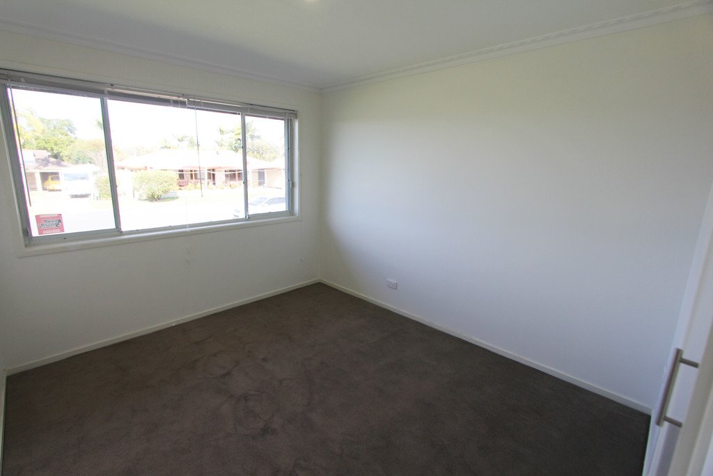 7 Lunar Court BENOWA 11