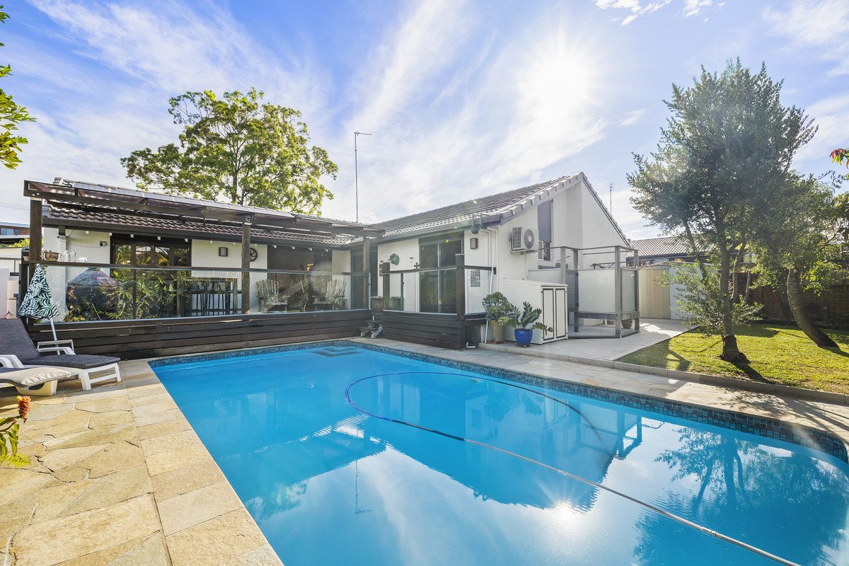 7 Lutana Avenue MIAMI 2