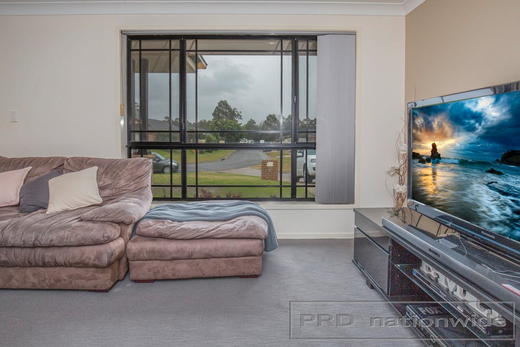 7 Lycett Close METFORD 8