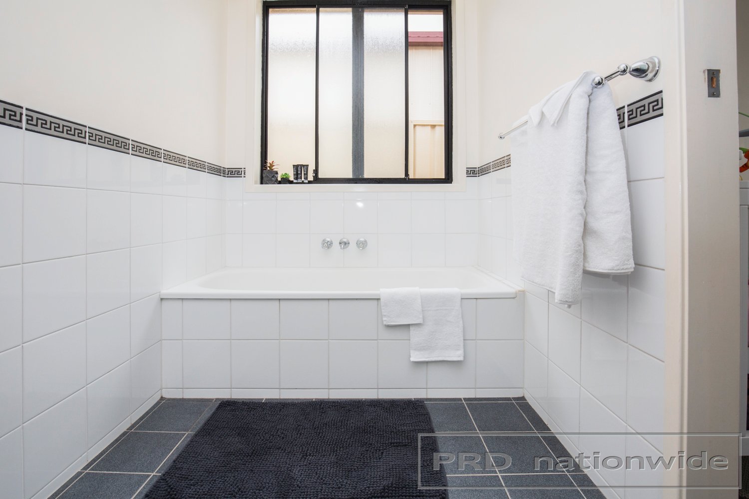 7 Lycett Close METFORD 13