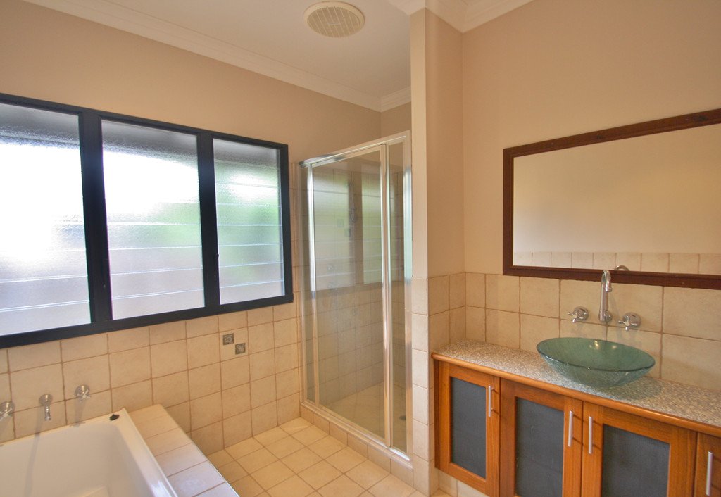 7 Manggala Drive CABLE BEACH 8