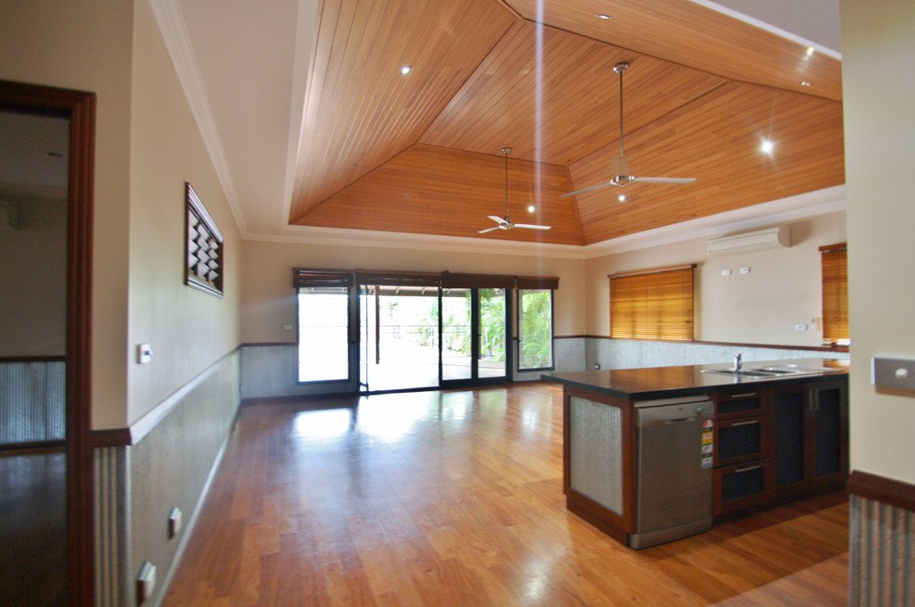 7 Manggala Drive CABLE BEACH 18