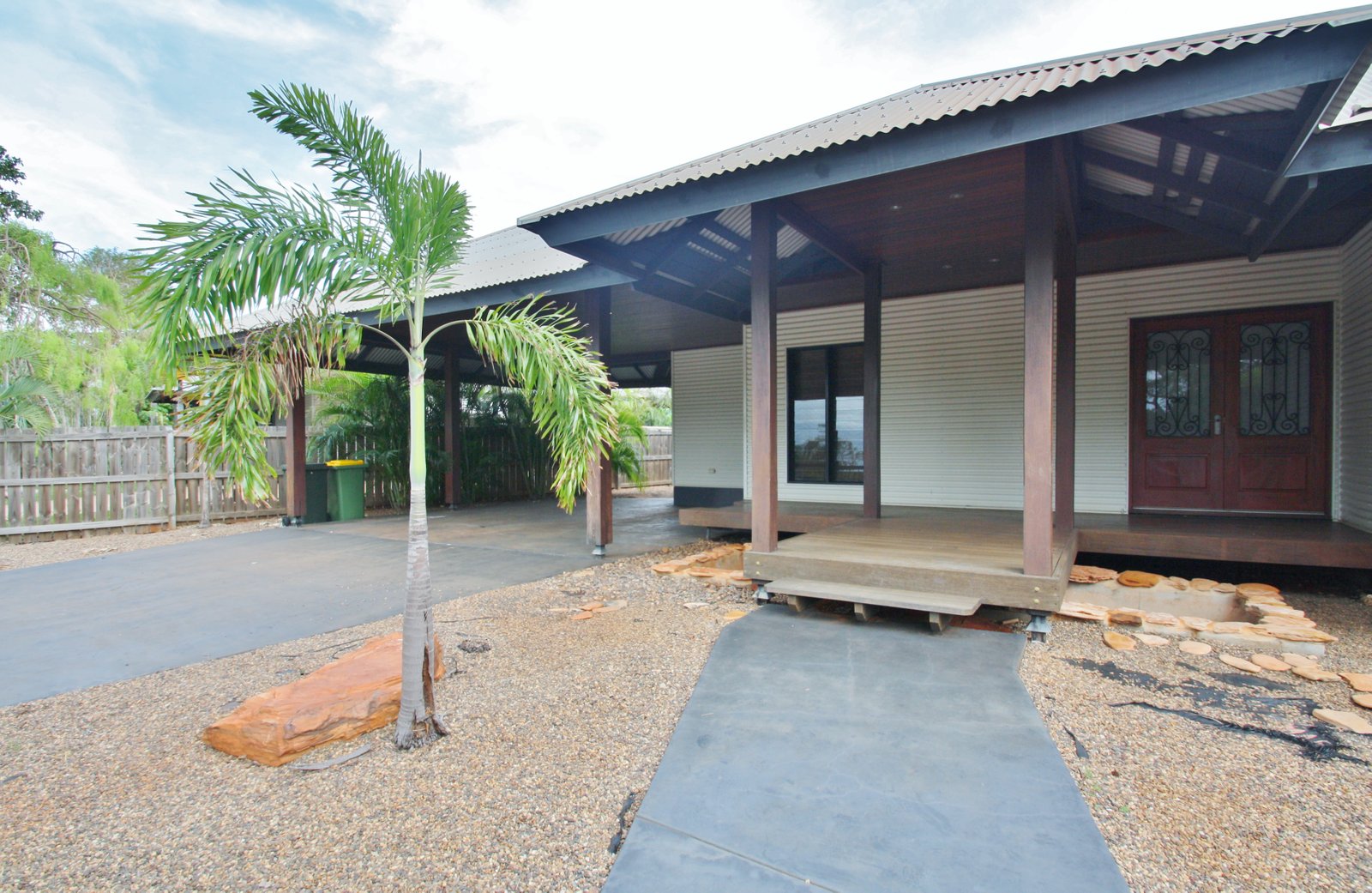7 Manggala Drive CABLE BEACH 2