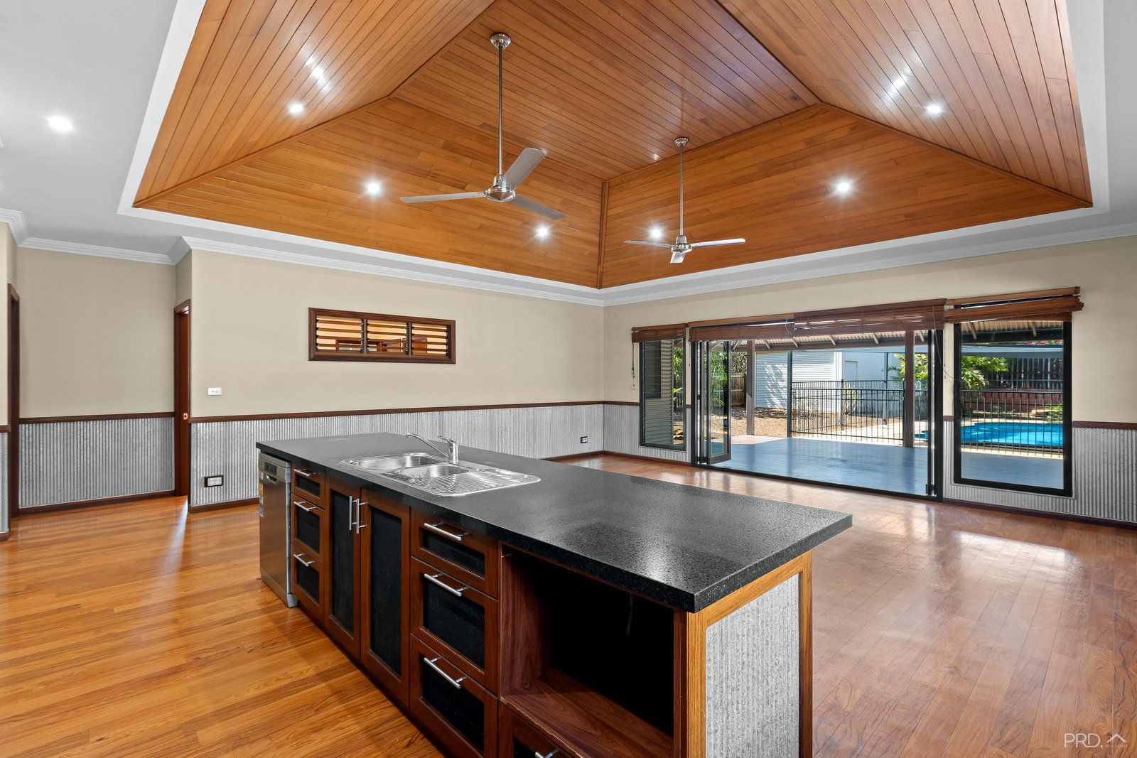 7 Manggala Drive CABLE BEACH 4