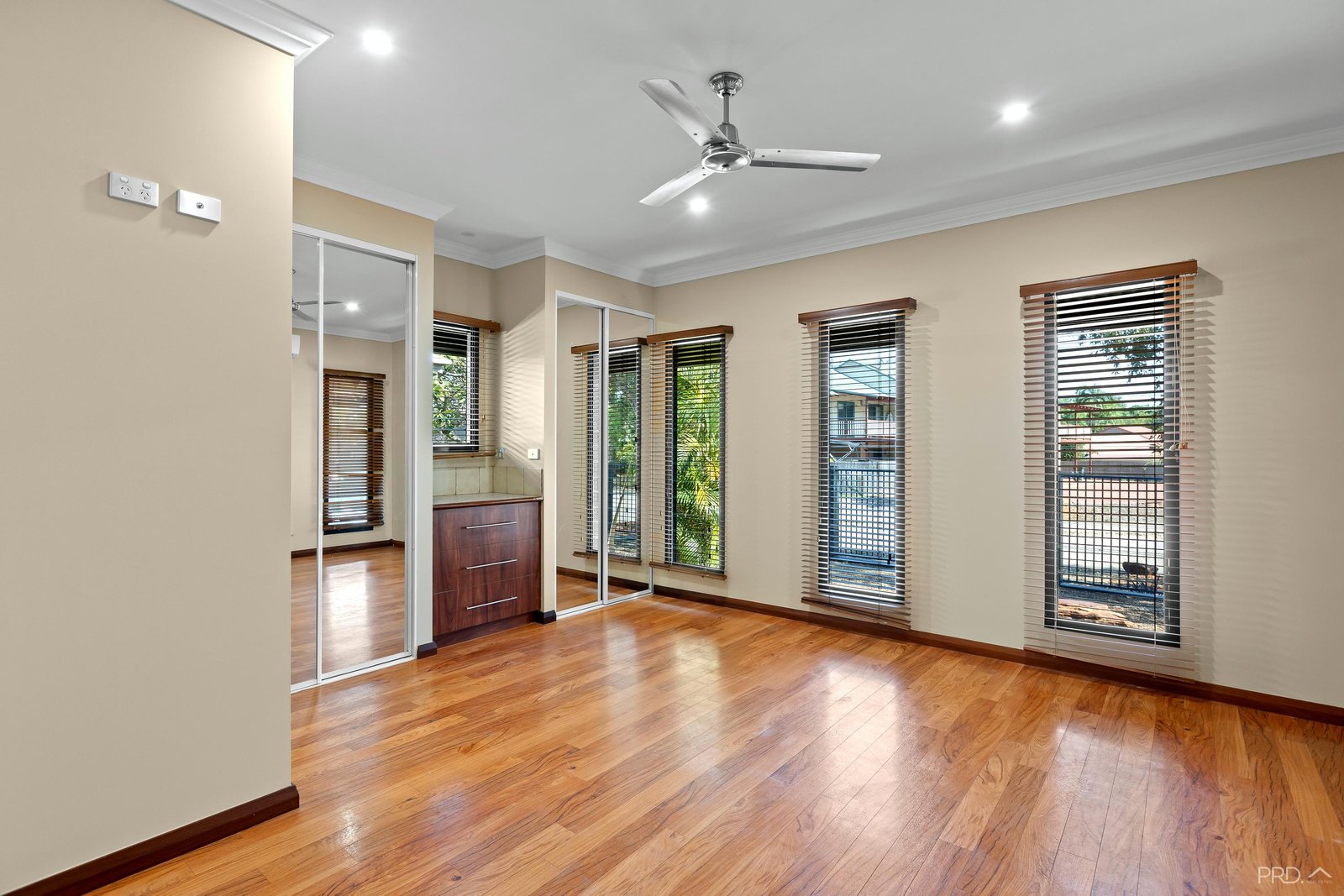 7 Manggala Drive CABLE BEACH 15