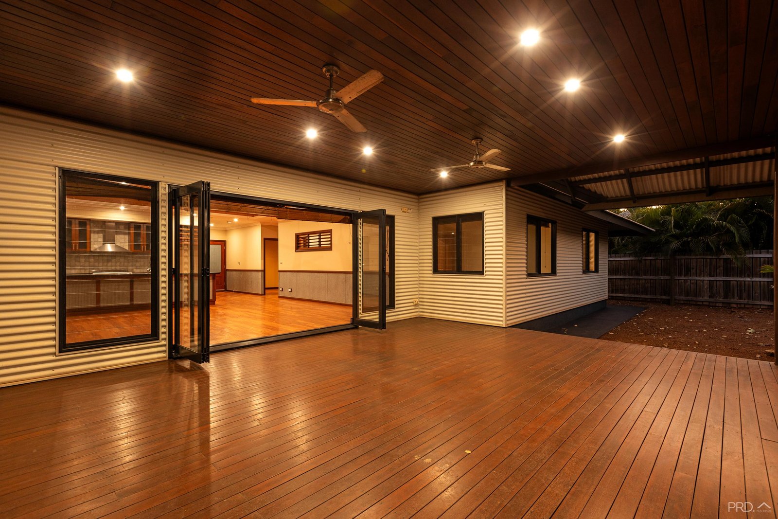 7 Manggala Drive CABLE BEACH 32