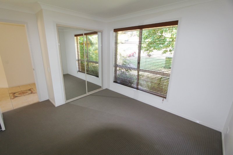 7 Manoora Place ASHMORE 12