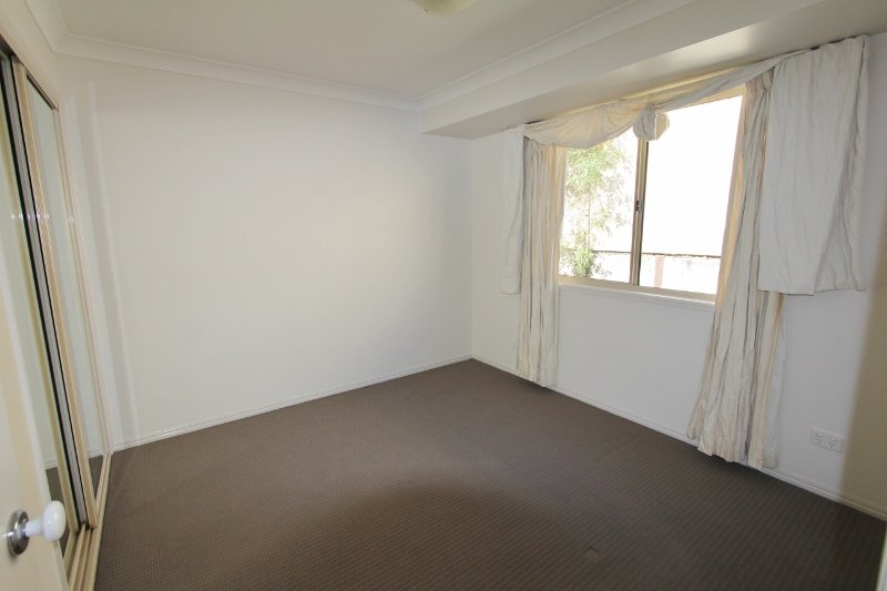 7 Manoora Place ASHMORE 13
