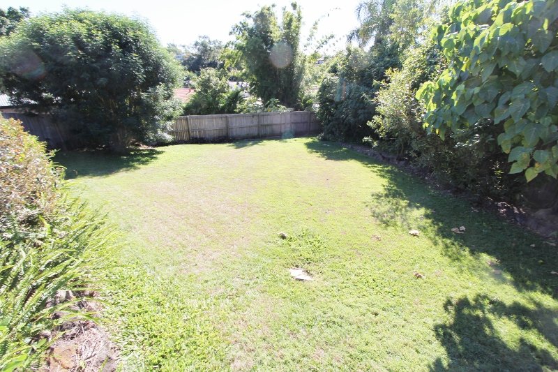7 Manoora Place ASHMORE 15
