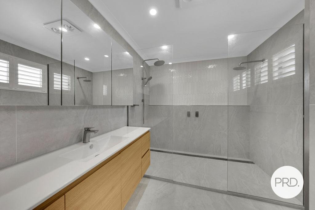 7 Margaret St  TANNUM SANDS 16