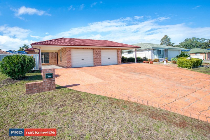7 Mariner Crescent SALAMANDER BAY 1