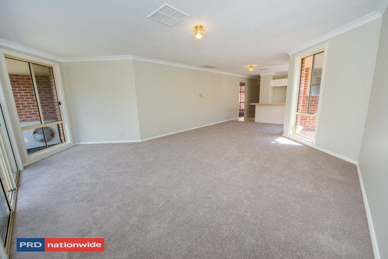 7 Mariner Crescent SALAMANDER BAY 3