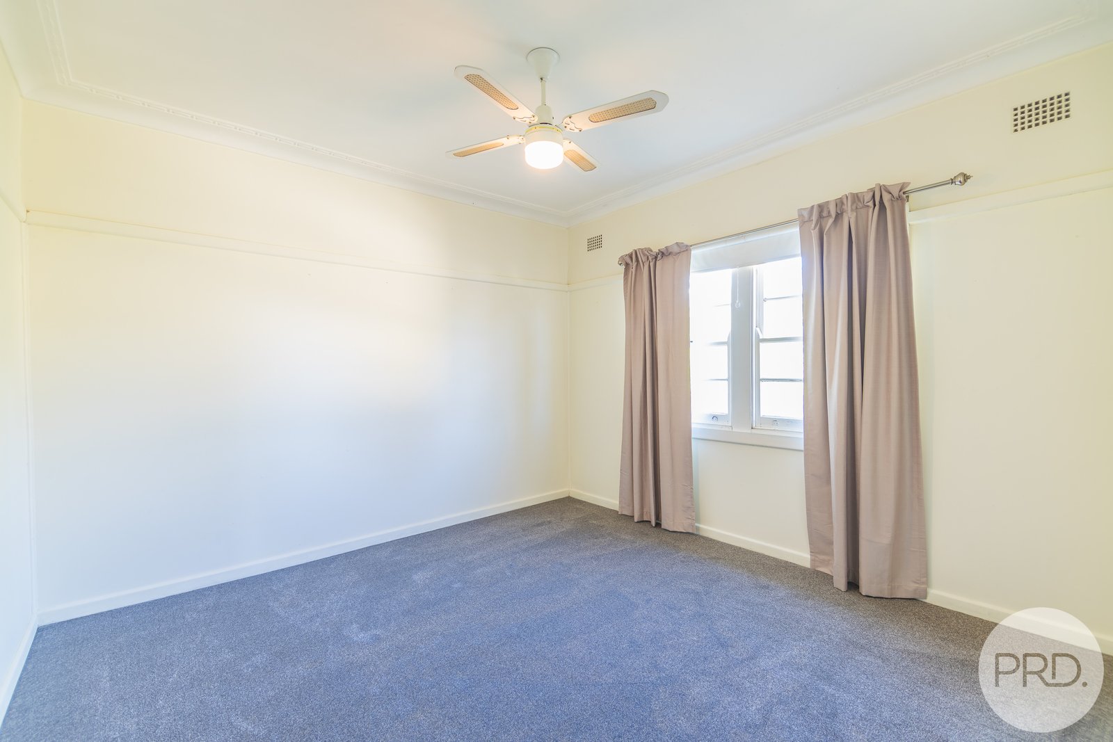 7 Market Street TAMWORTH 4