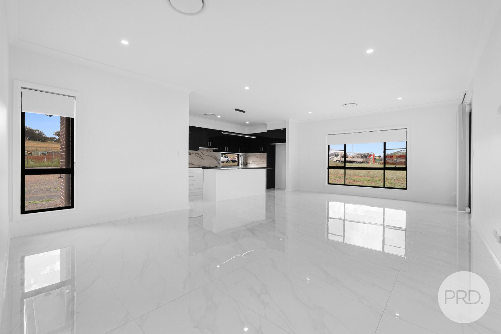 7 Marlborough Place TAMWORTH 5