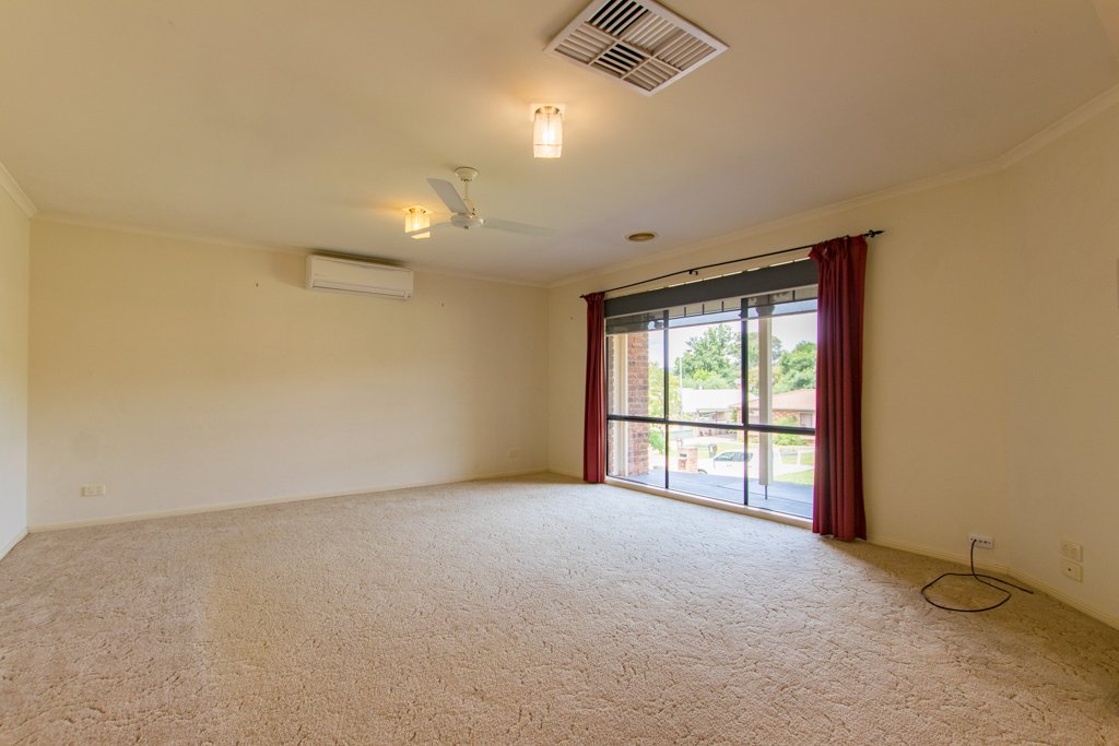 7 Martin Place TUMUT 5