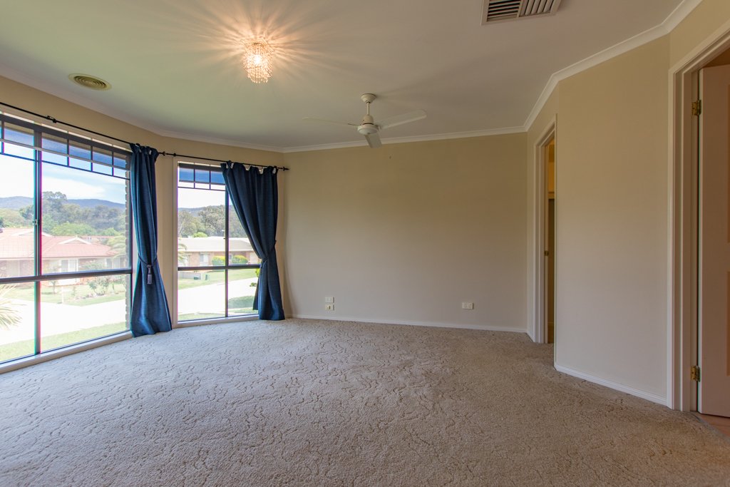 7 Martin Place TUMUT 7