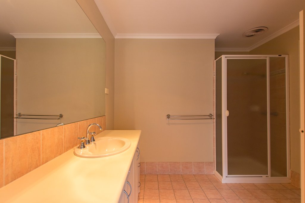 7 Martin Place TUMUT 22