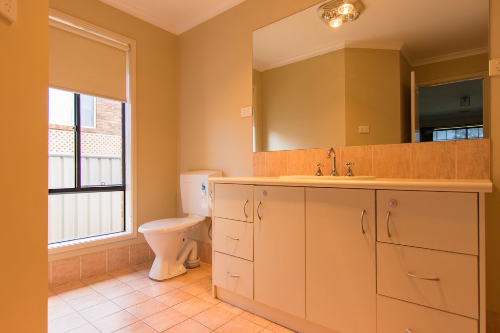 7 Martin Place TUMUT 23