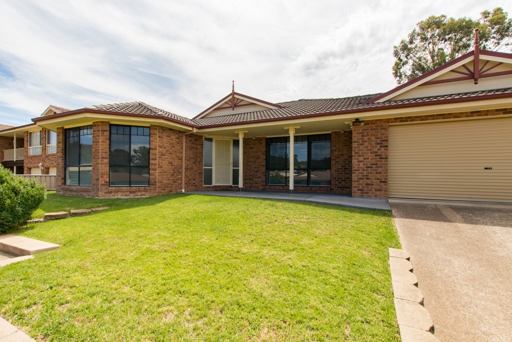 7 Martin Place TUMUT 24