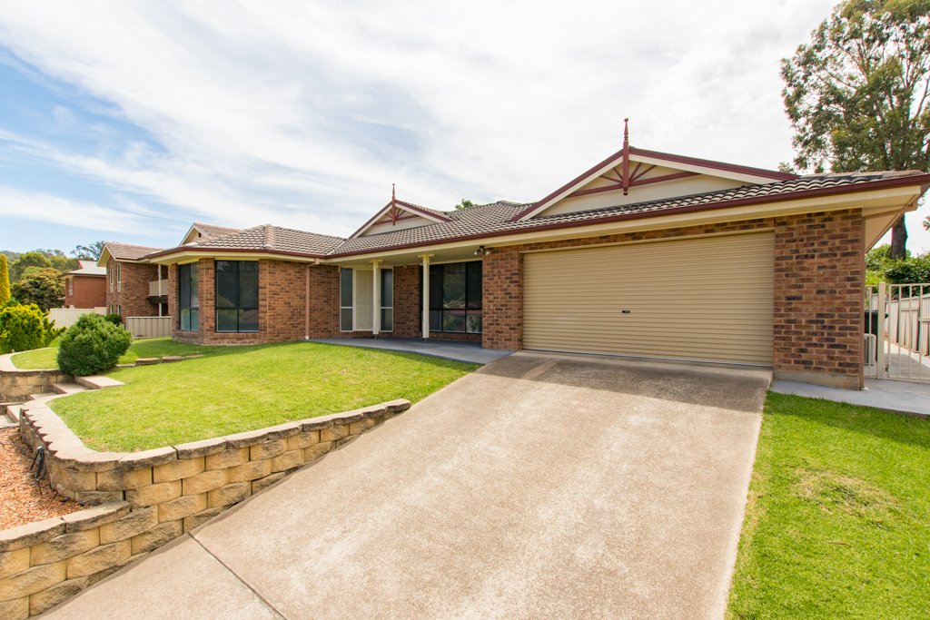 7 Martin Place TUMUT 25