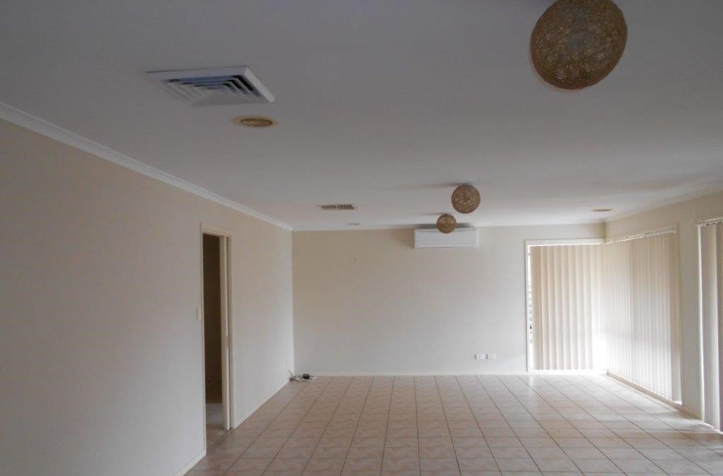 7 Martin Place TUMUT 6