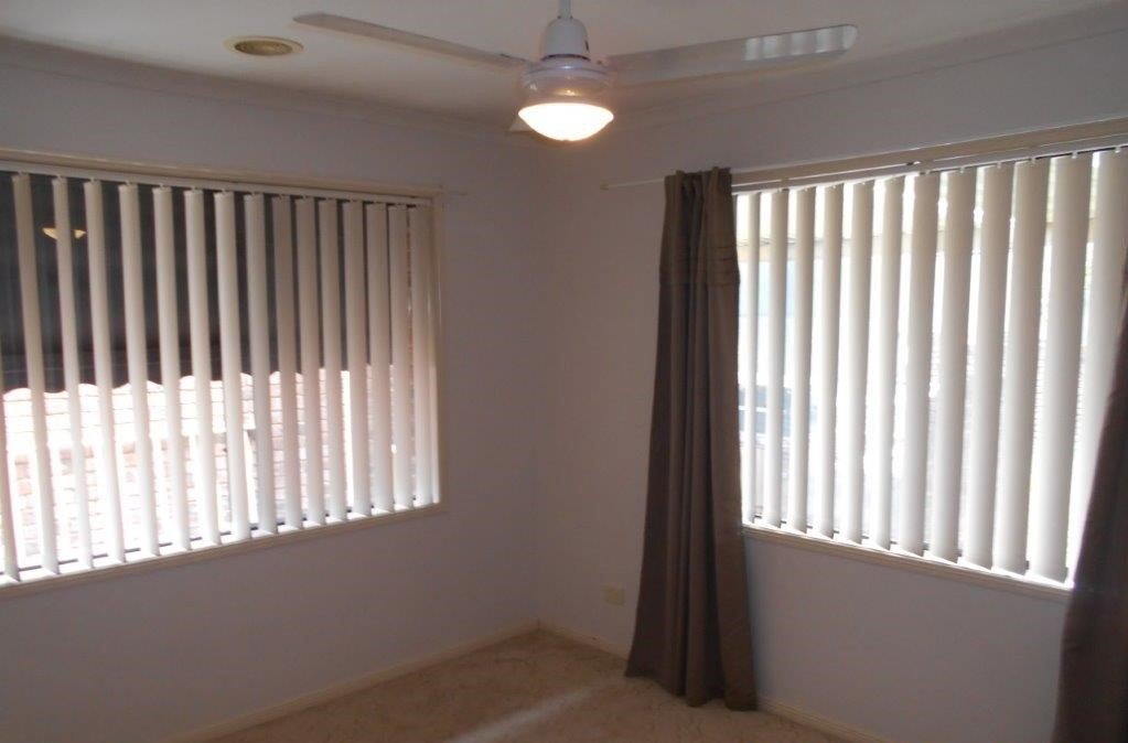 7 Martin Place TUMUT 14