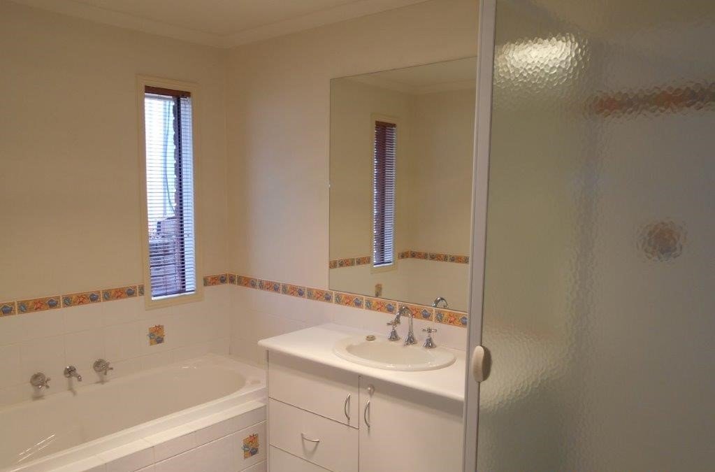 7 Martin Place TUMUT 15