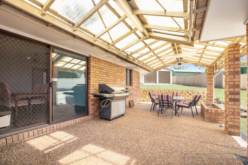 7 Matai Close THORNTON 6