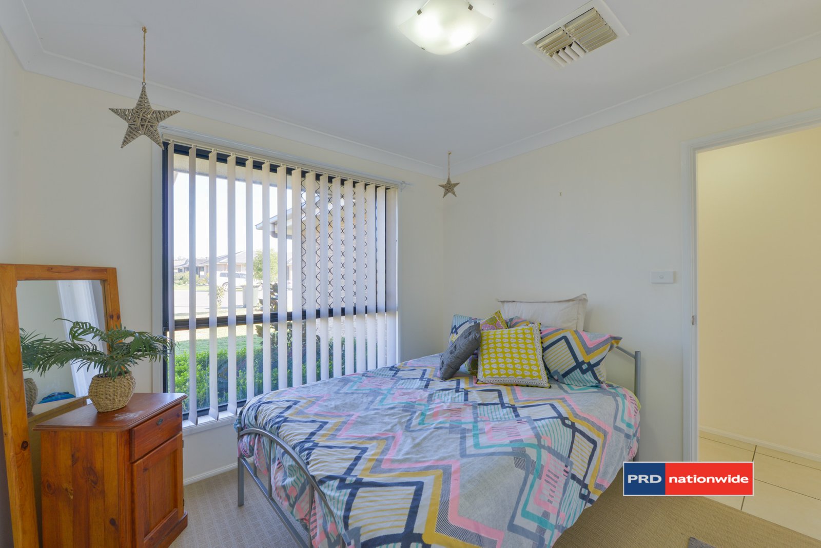 7 Mawson Close TAMWORTH 15