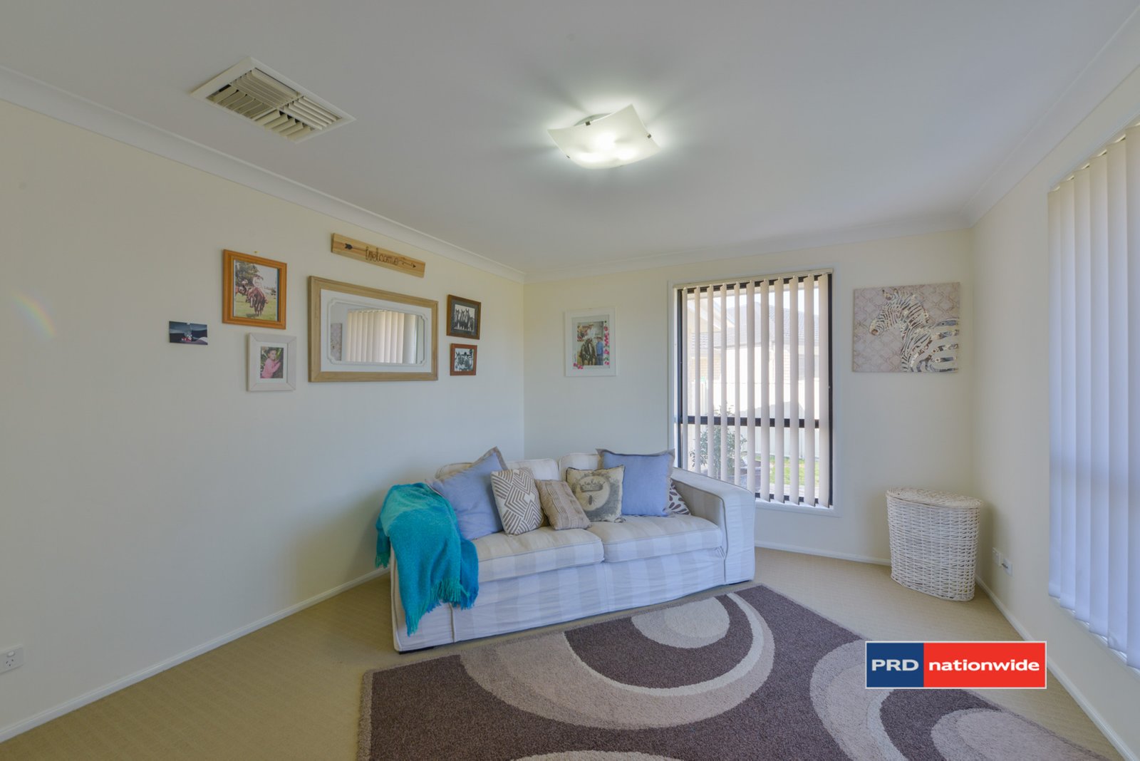 7 Mawson Close TAMWORTH 25