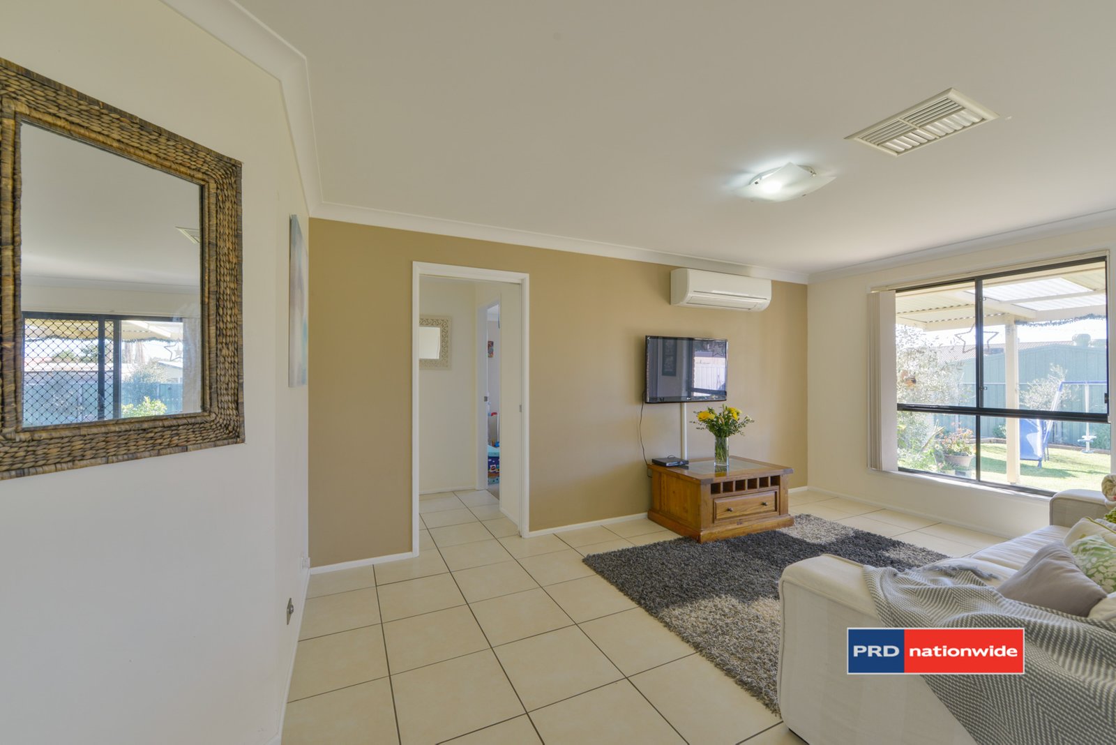 7 Mawson Close TAMWORTH 26