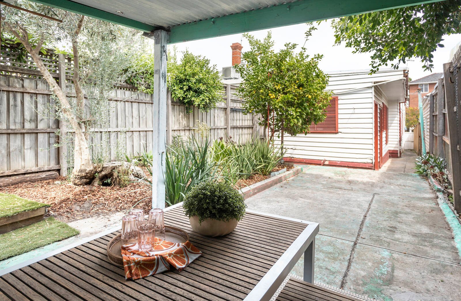 Real Estate and Property in 7 May Road, Toorak, VIC