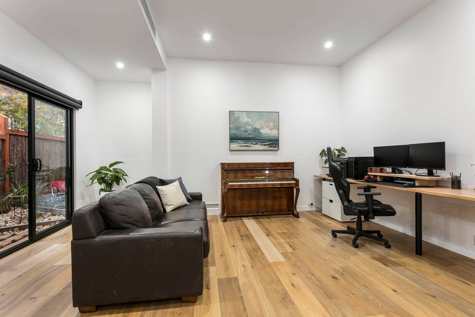 Real Estate and Property in 7 McCubbin Terrace, Doncaster East, VIC