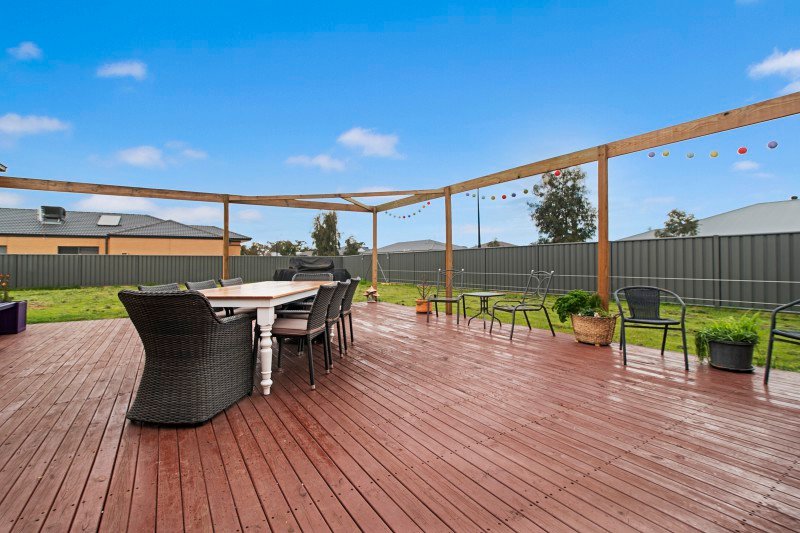 7 McKimmie Road MARONG 8