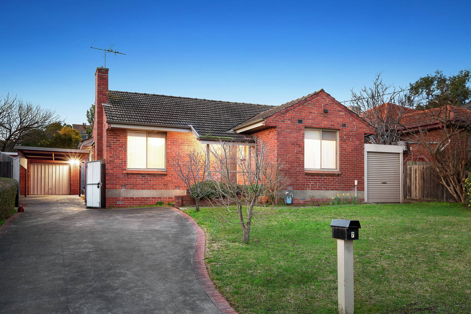 7 Meaden Street Ashburton 969557 | Marshall White