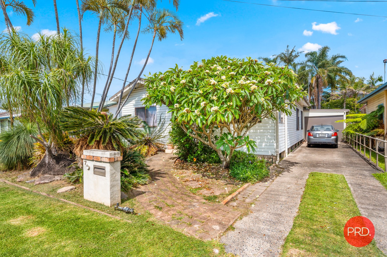 7 Meadow Street COFFS HARBOUR 1