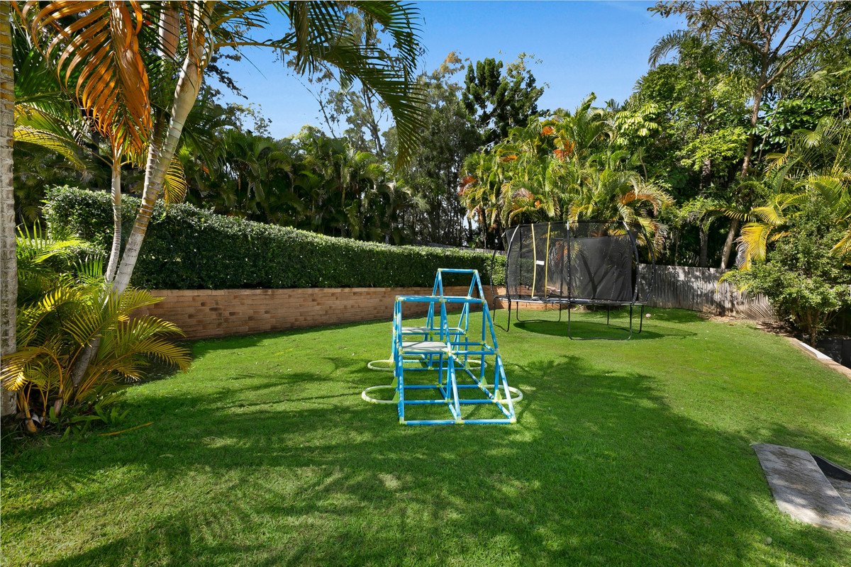 7 Medinde Court Robina 24