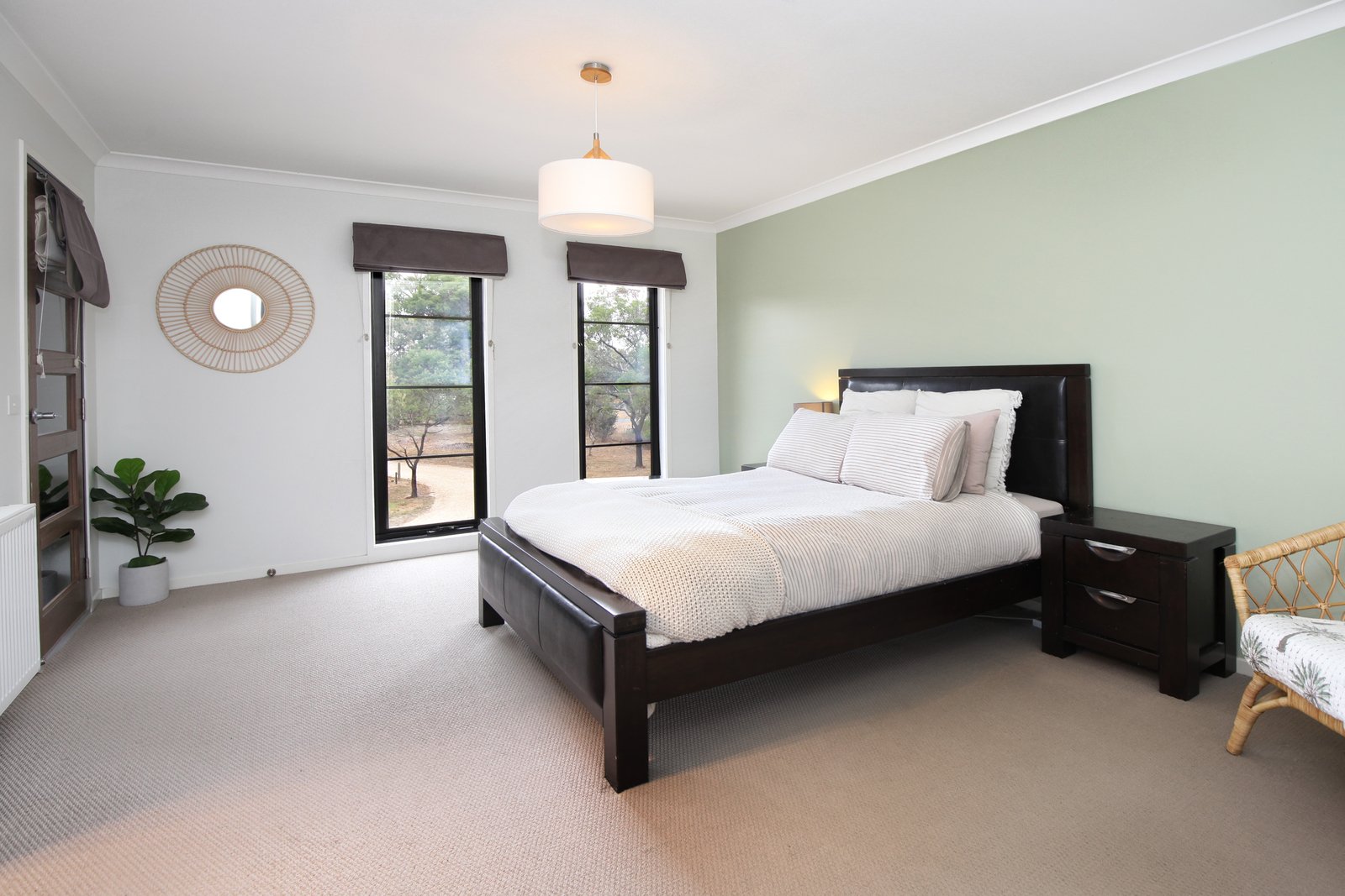 Real Estate and Property in 7 Melville Drive, Kyneton, VIC