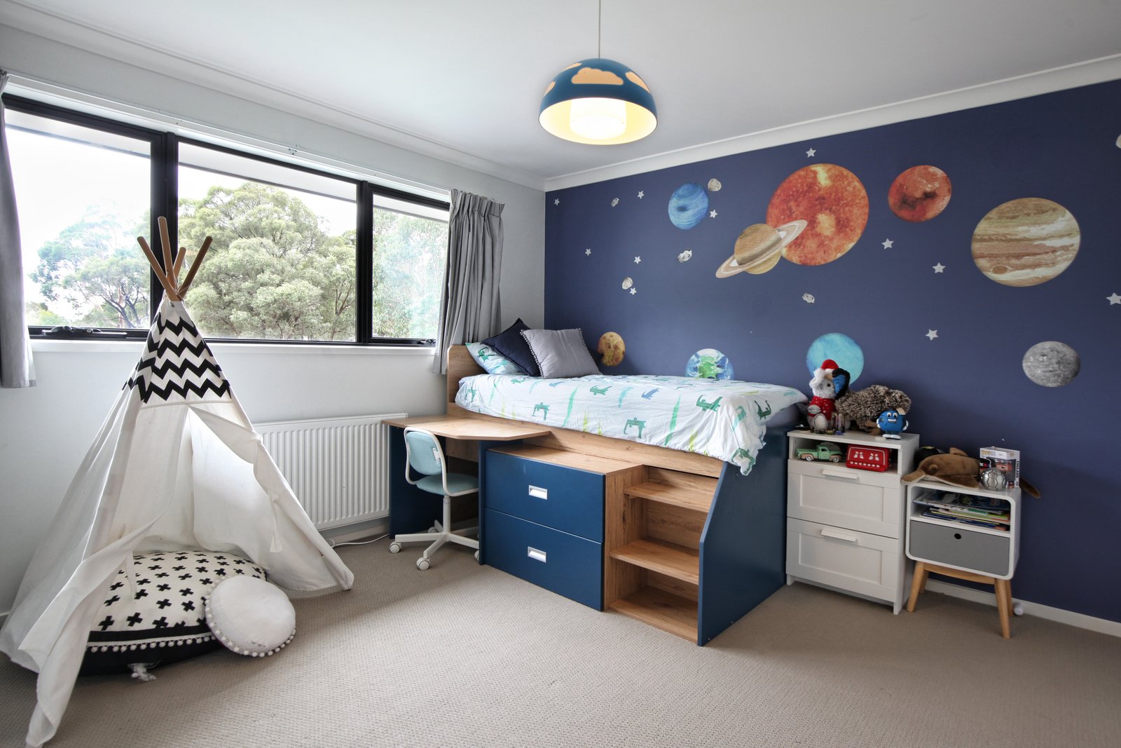 Real Estate and Property in 7 Melville Drive, Kyneton, VIC