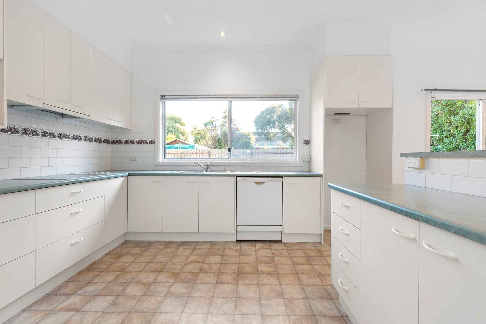 Gallery: 7 Meteor Street