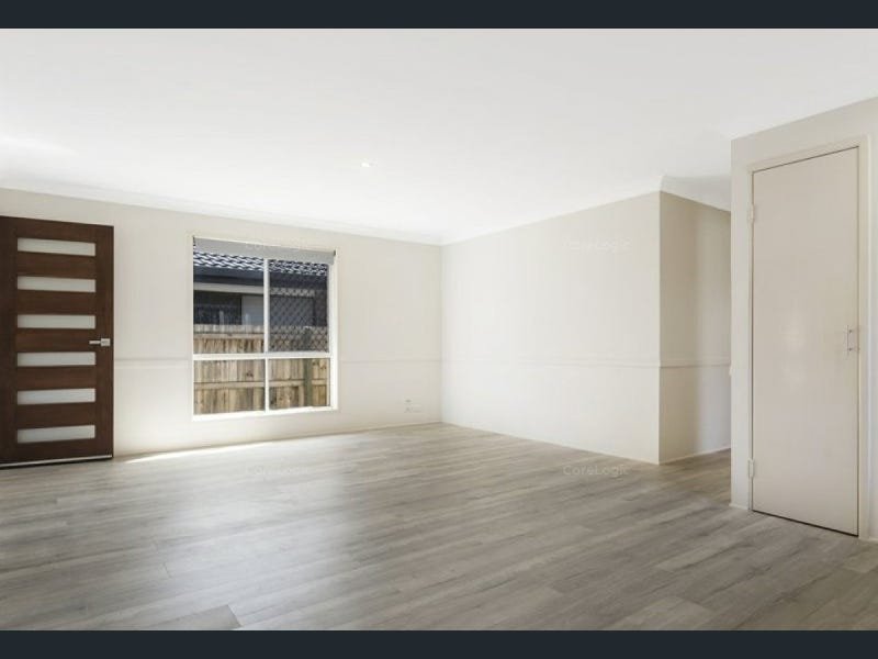 7 Michael Street REDLAND BAY 5