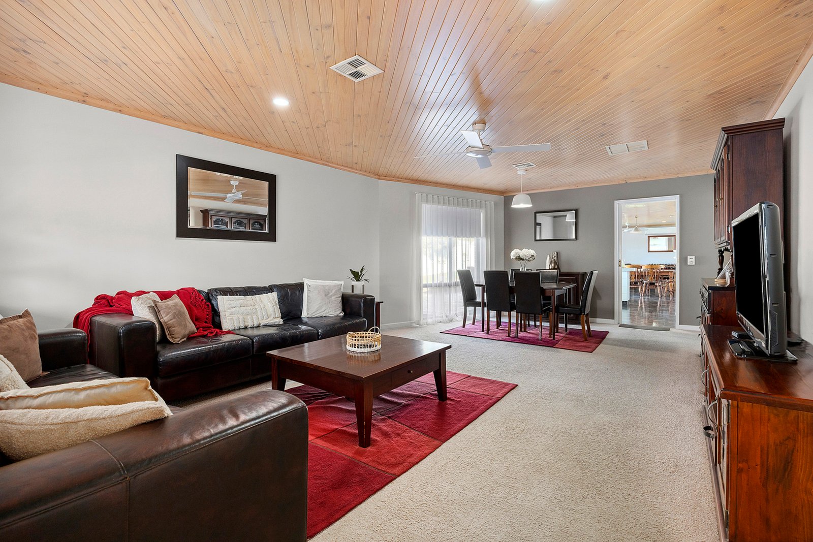 Gallery: 7 Miller Court