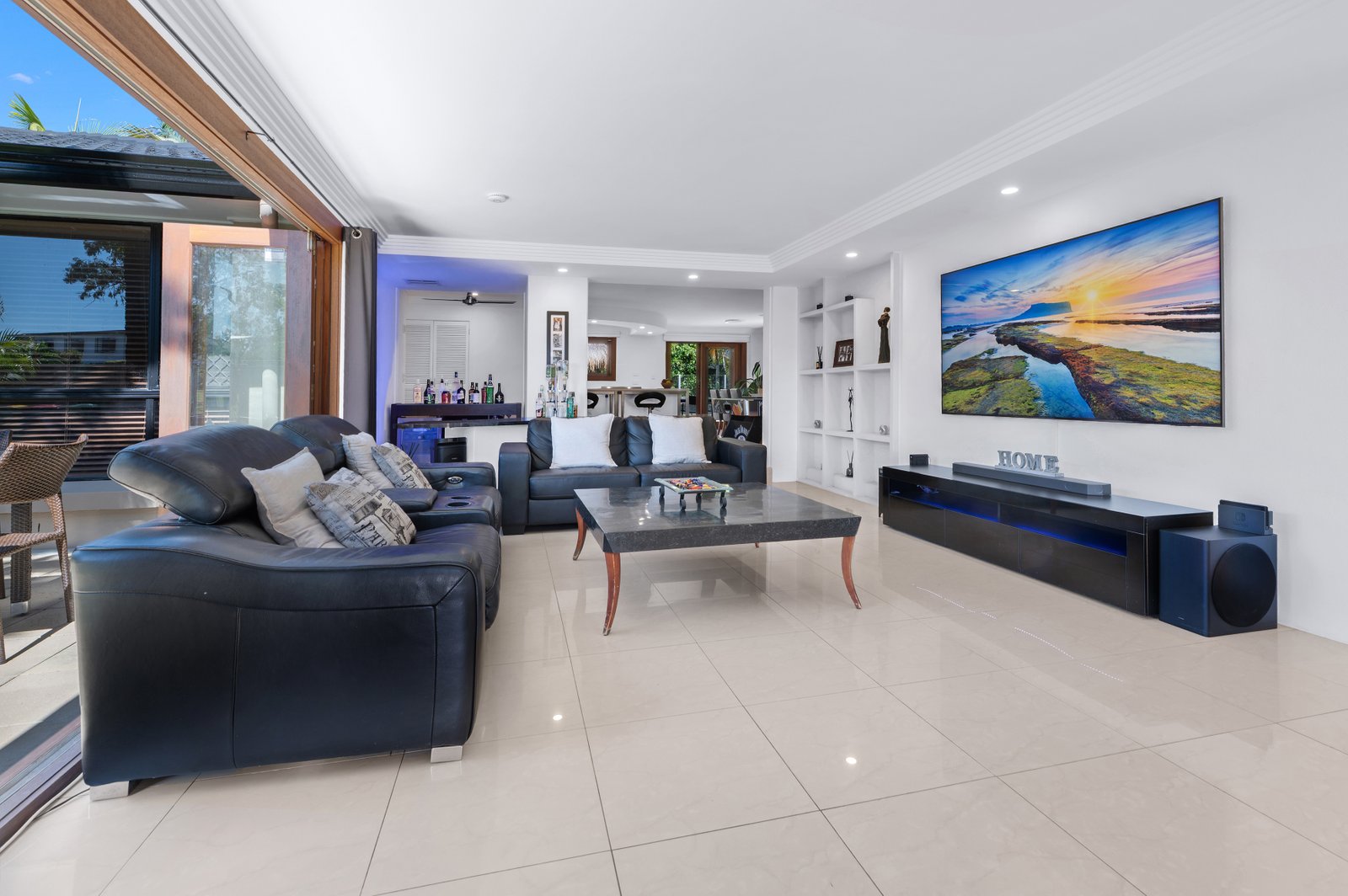7 Miralie Place ASHMORE 6