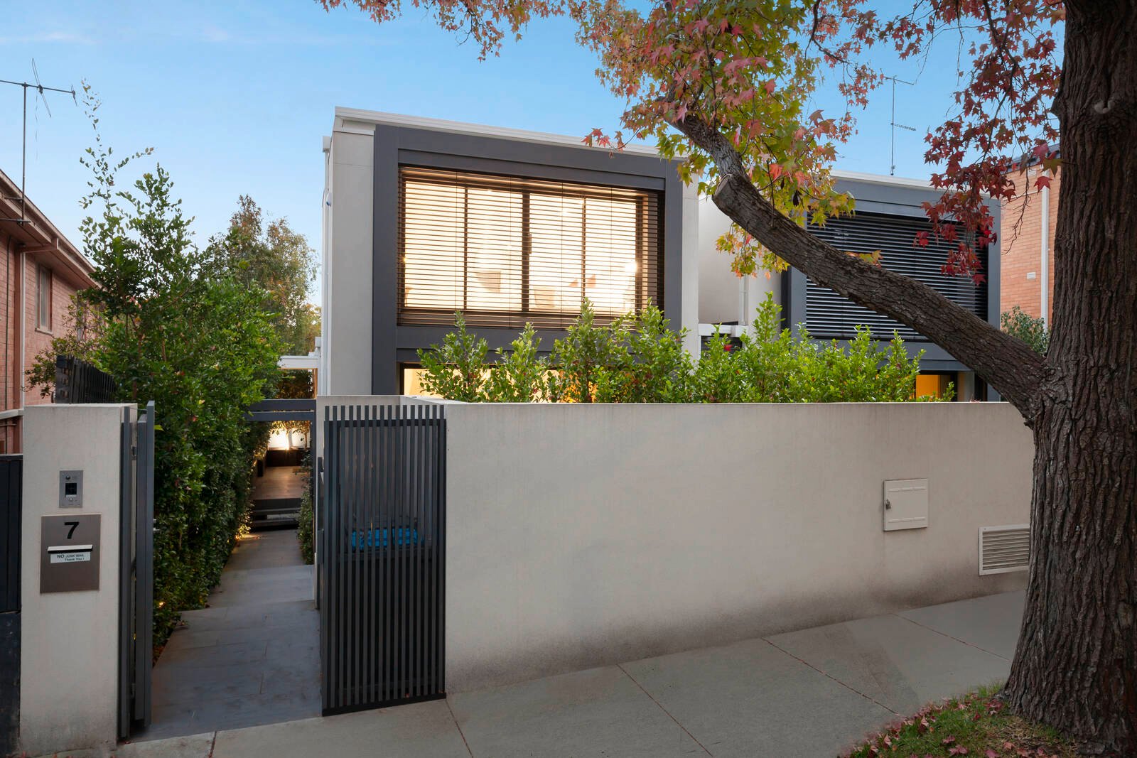 Real Estate and Property in 7 Monomeath Avenue, Toorak, VIC