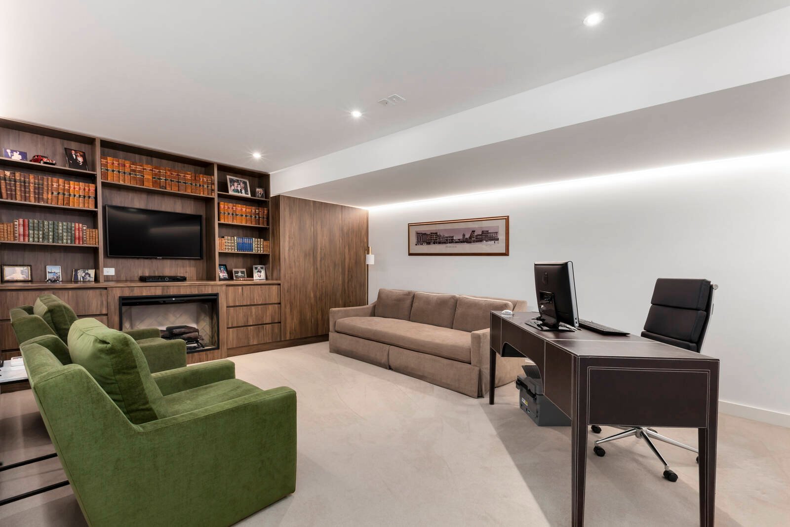 Real Estate and Property in 7 Monomeath Avenue, Toorak, VIC