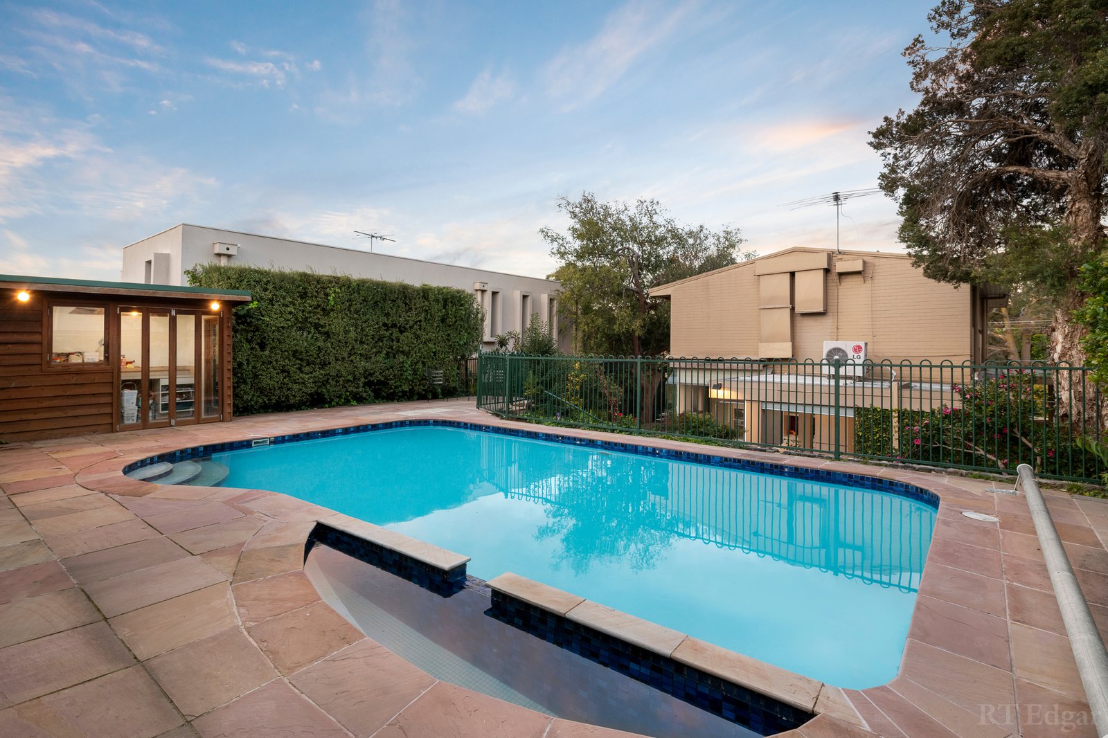 Real Estate and Property in 7 Moonga Road, Toorak, VIC